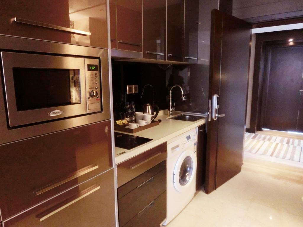 Estay Residence • Poly Central Pivot Cantão Quarto foto